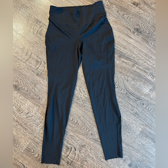 Lululemon Base Pace High-Rise Tight 28" - Picture 2 of 3